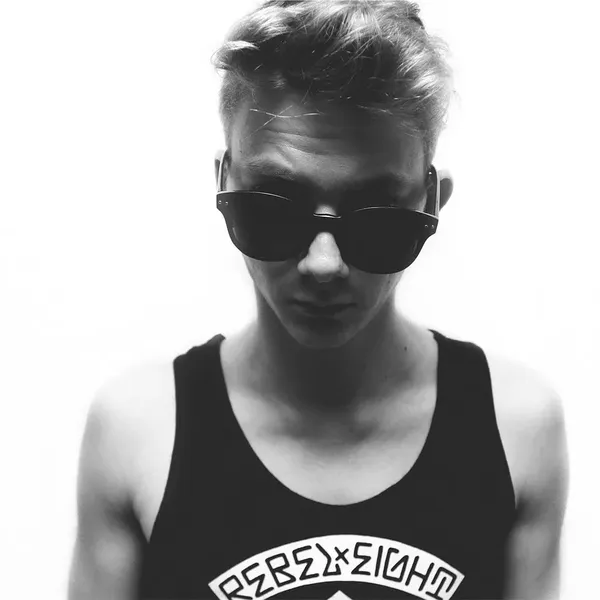 Groove Fit Tank
